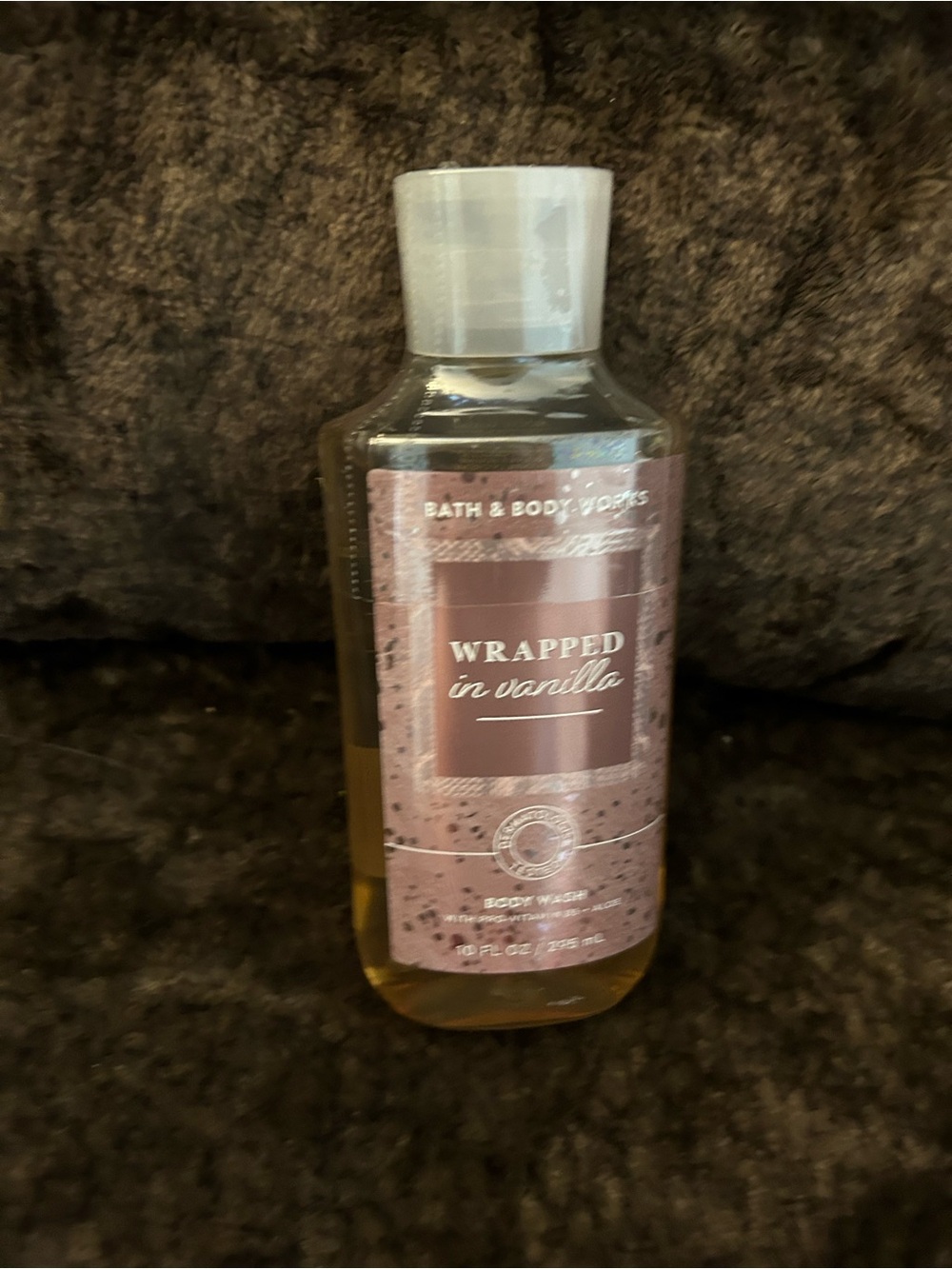 Bath & Body Works Wrapped in Vanilla Body Wash - Pink